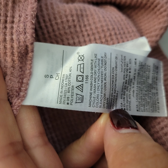2/$16 Long Sleeve Waffleknit Cropped Thermal Tops White Pink XS-S - Picture 5 of 11